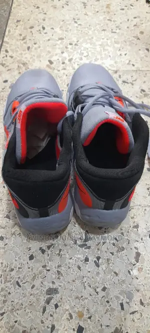 Nike Basketball Shoes/Sneakers