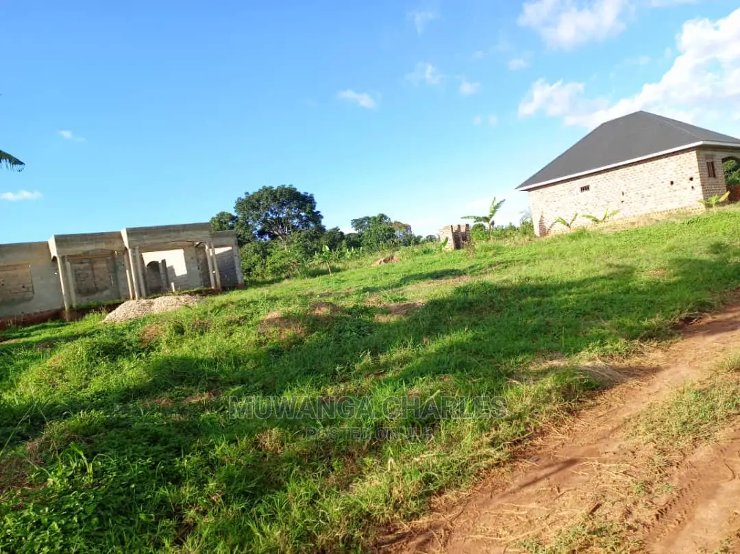 Plot's in Gayaza Busukuma