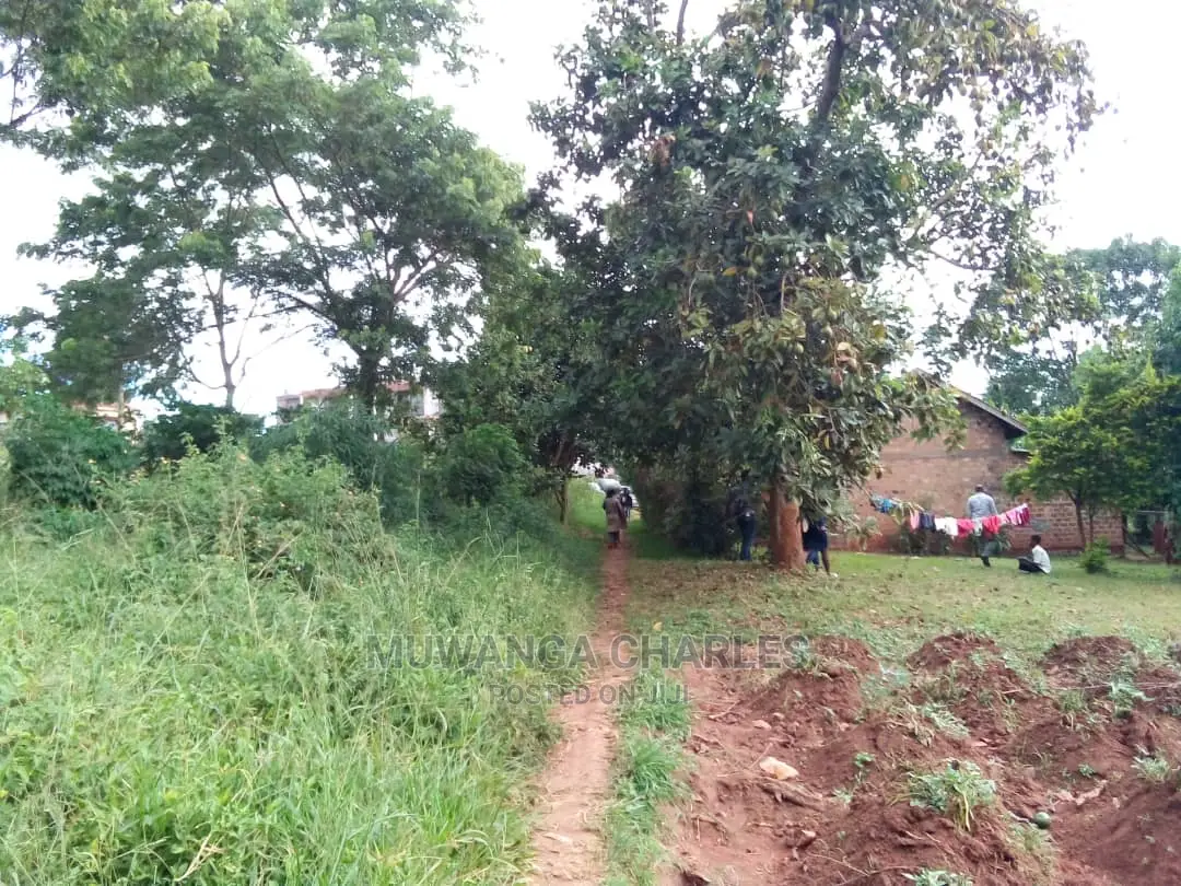 Plot's in Gayaza Busukuma