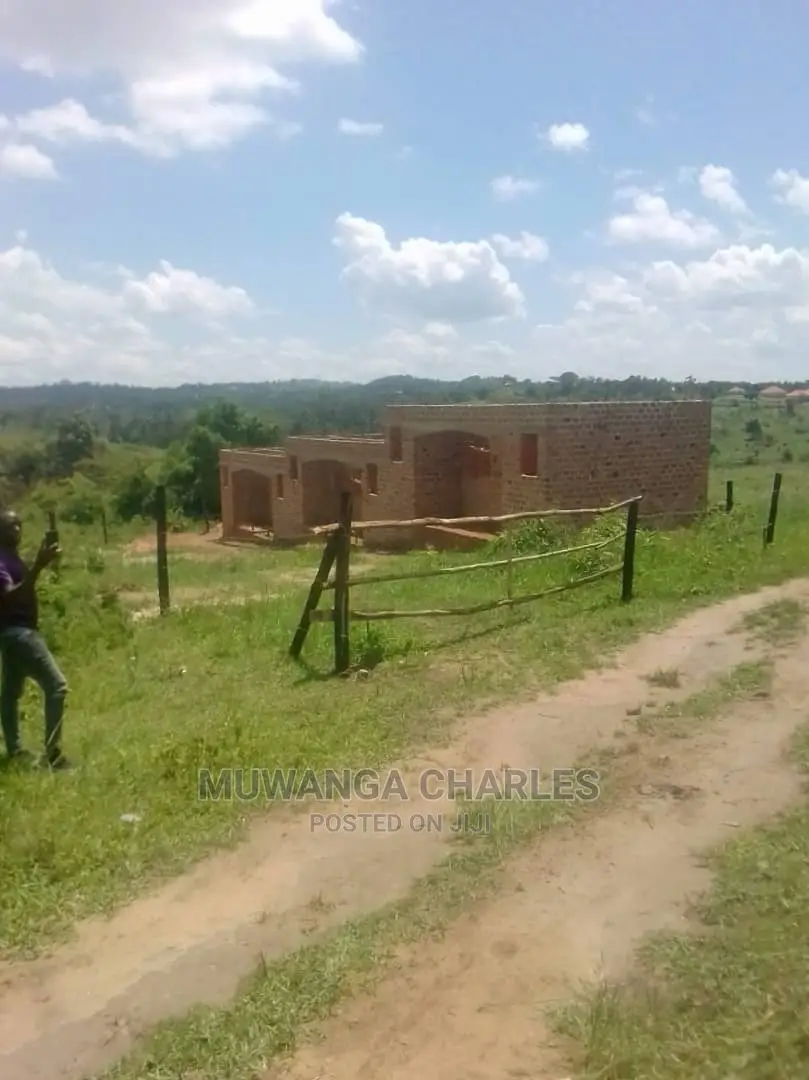 Plots in Gayaza Majigye