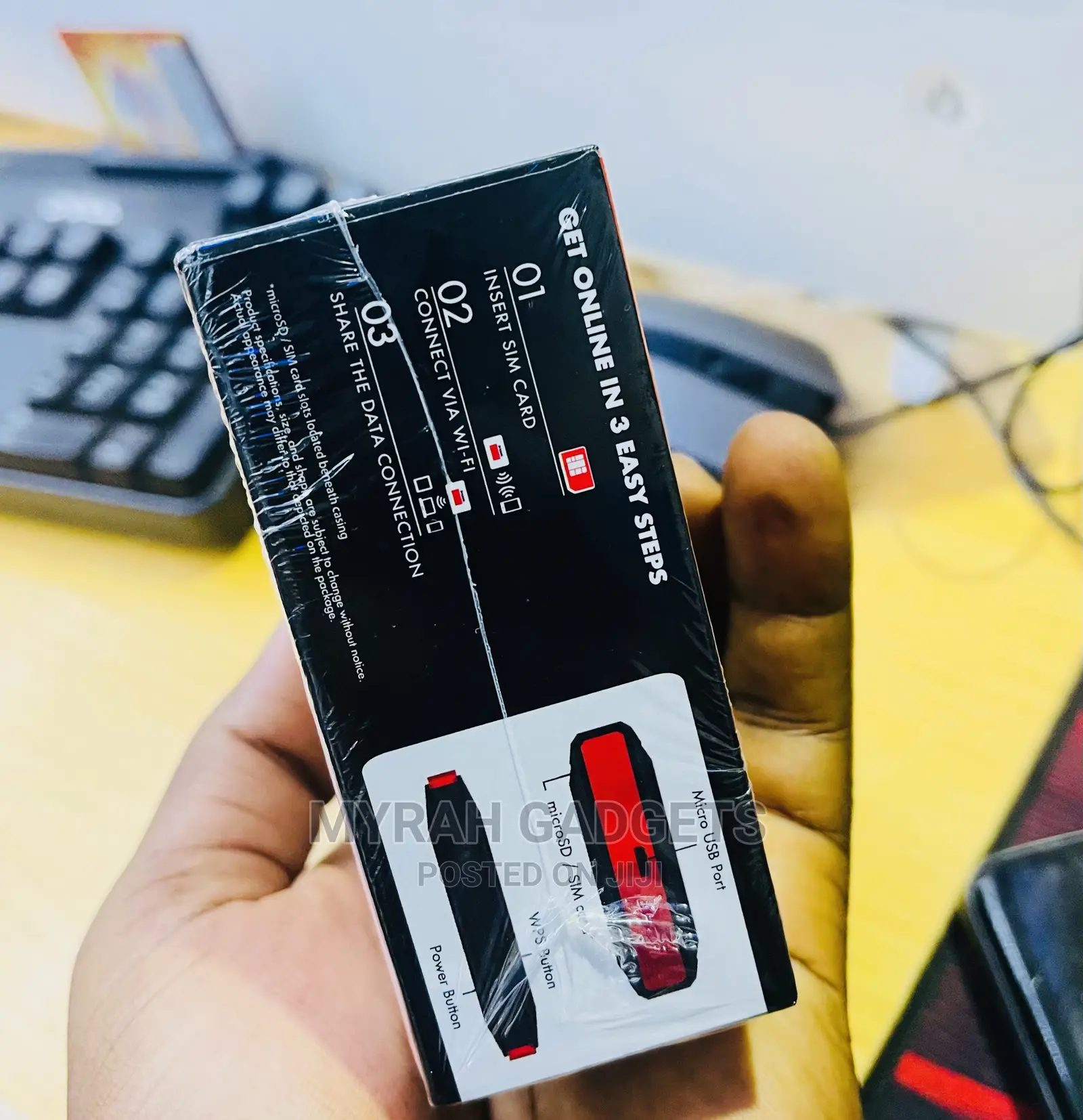 D-Link N300 4G LTE Mobile Router Simcard Slot