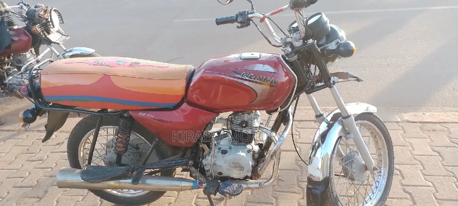 Bajaj Boxer 100 2020 Green