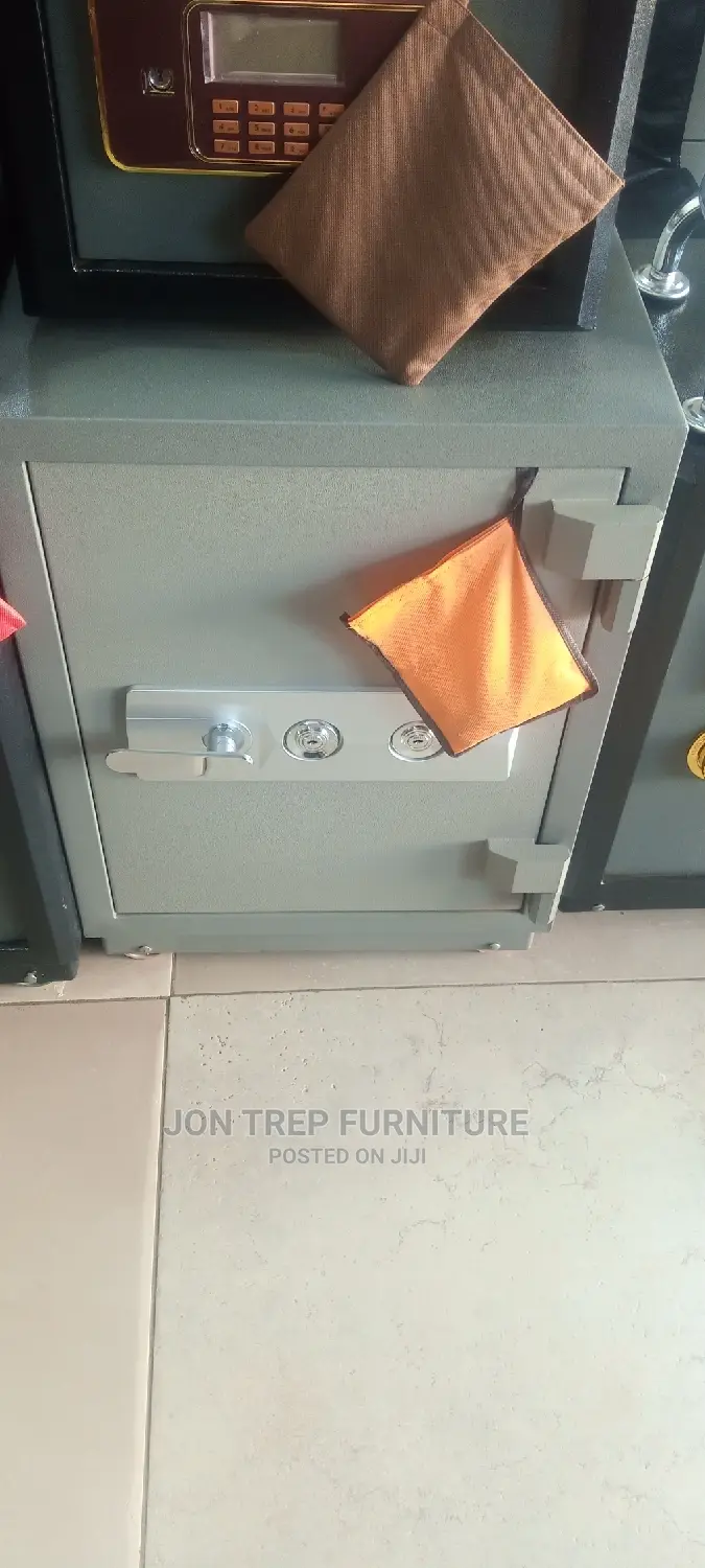 Safe Box 106 Kg