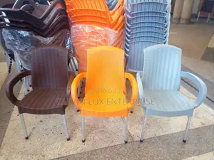 Photo - Classic Strong Chair