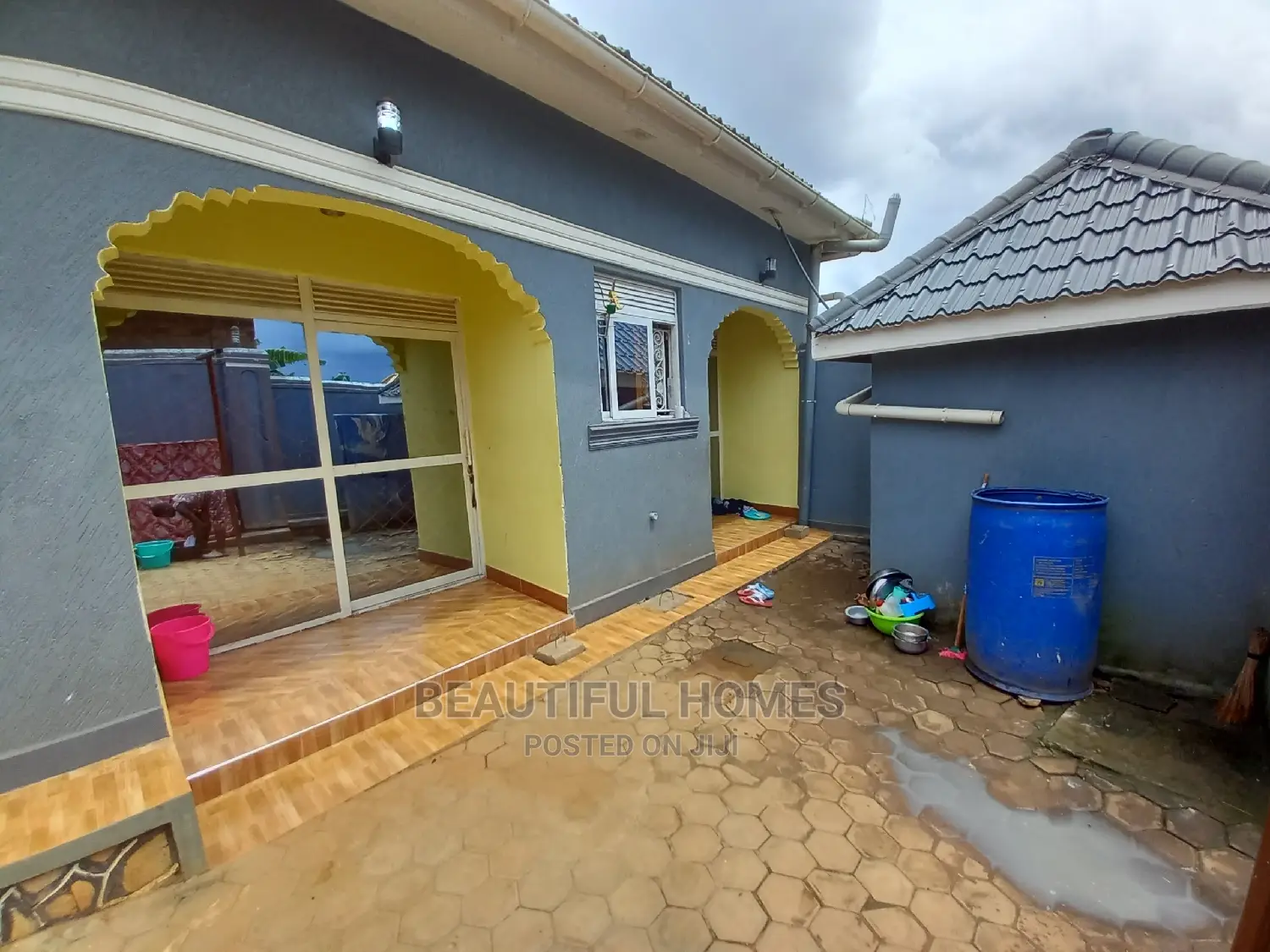 Furnished 1bdrm Apartment in Bweyogerere, Central Division for sale