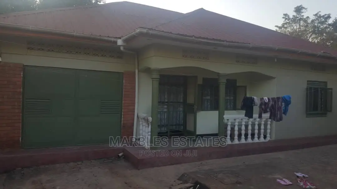 6bdrm House in Central Division for Sale