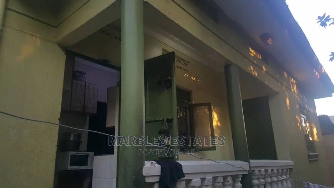 6bdrm House in Central Division for Sale