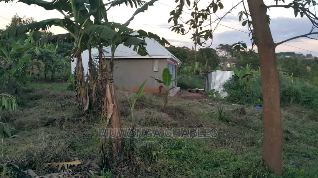 Plot in Gayaza Majigye for Sale