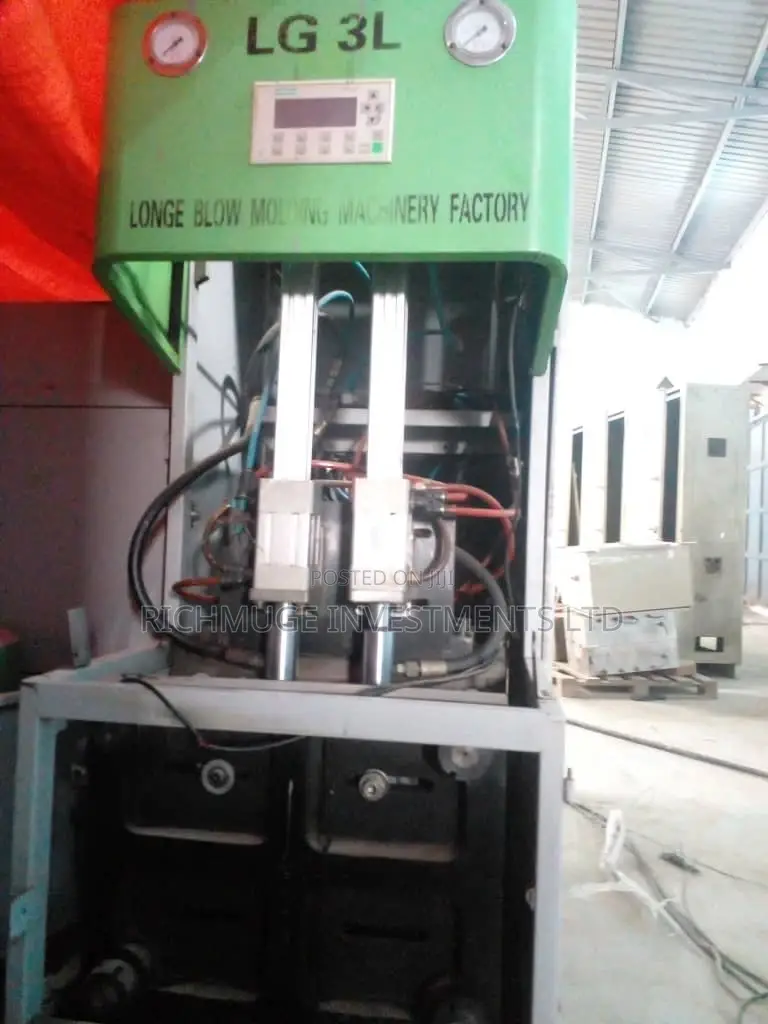 Blowing Machine