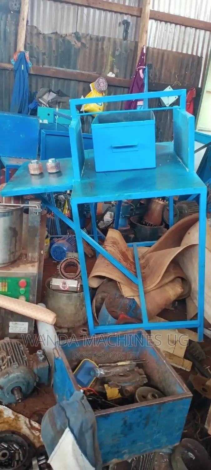 Soap Manual Machines