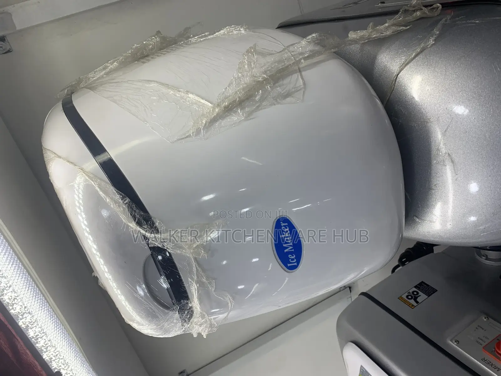 Ice Maker Machine