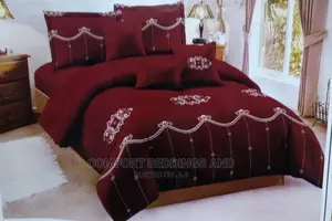 Six by Six 4pc Maroon Bedcover