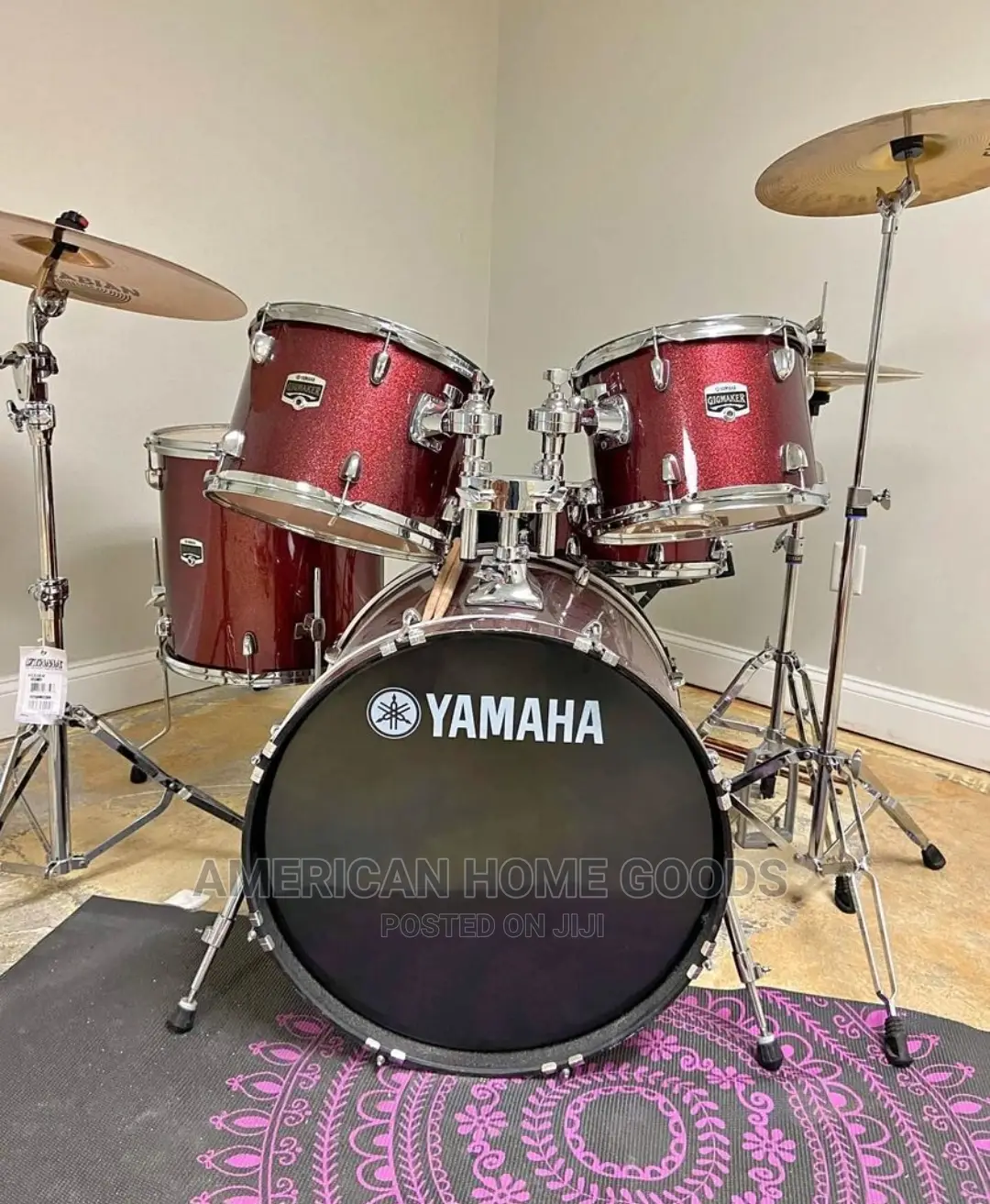Yamaha Complete Drum Set With Cymbals and Hi-Hat.