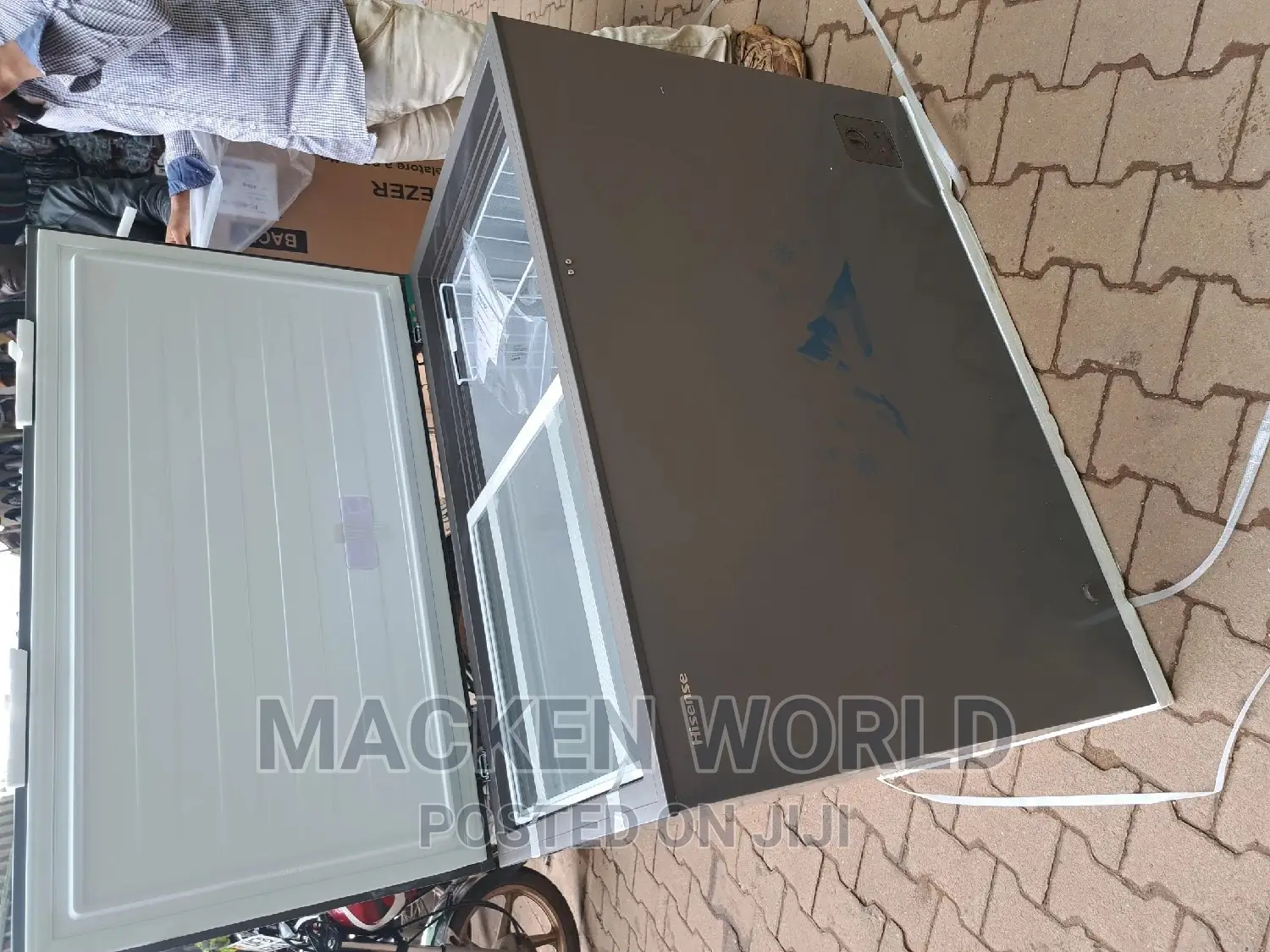 Hisense 400 Litres Chest Freezer Brand New