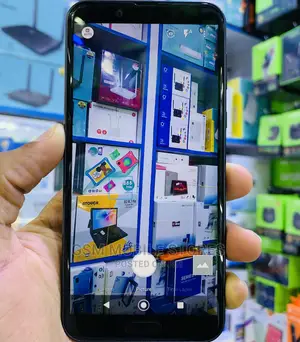 Sharp Aquos Sense 2 SHV43 32 GB Black