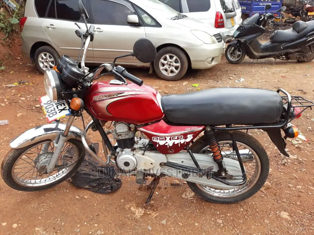 Bajaj Boxer 100 2020 Red