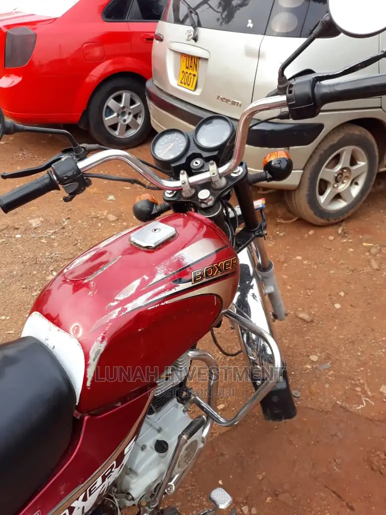 Bajaj Boxer 100 2020 Red