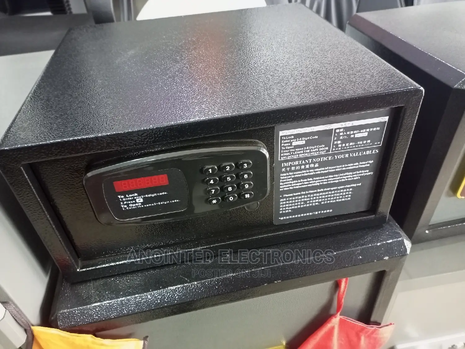 Safe Cash Box