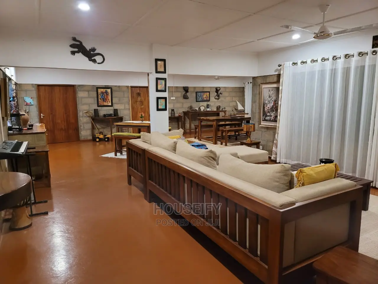 Furnished 3bdrm Townhouse / Terrace in Jinja for rent