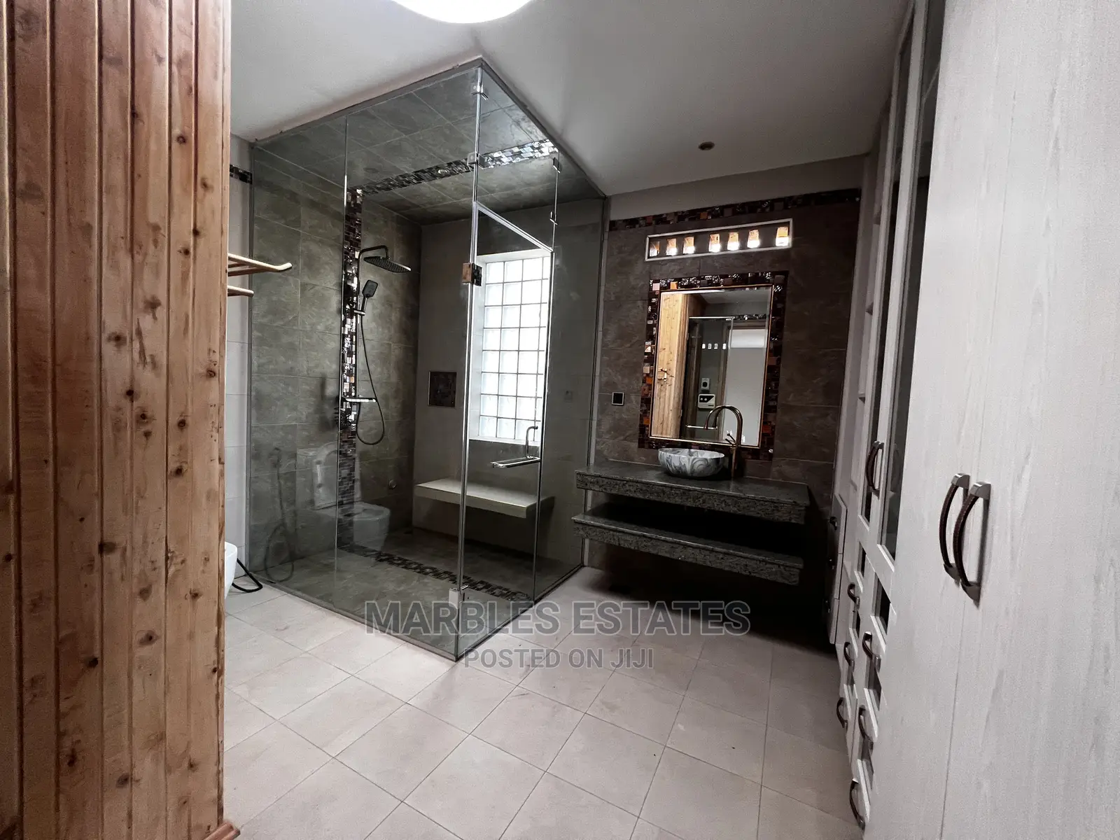 Furnished 5bdrm Mansion in Kigo, Central Division for sale