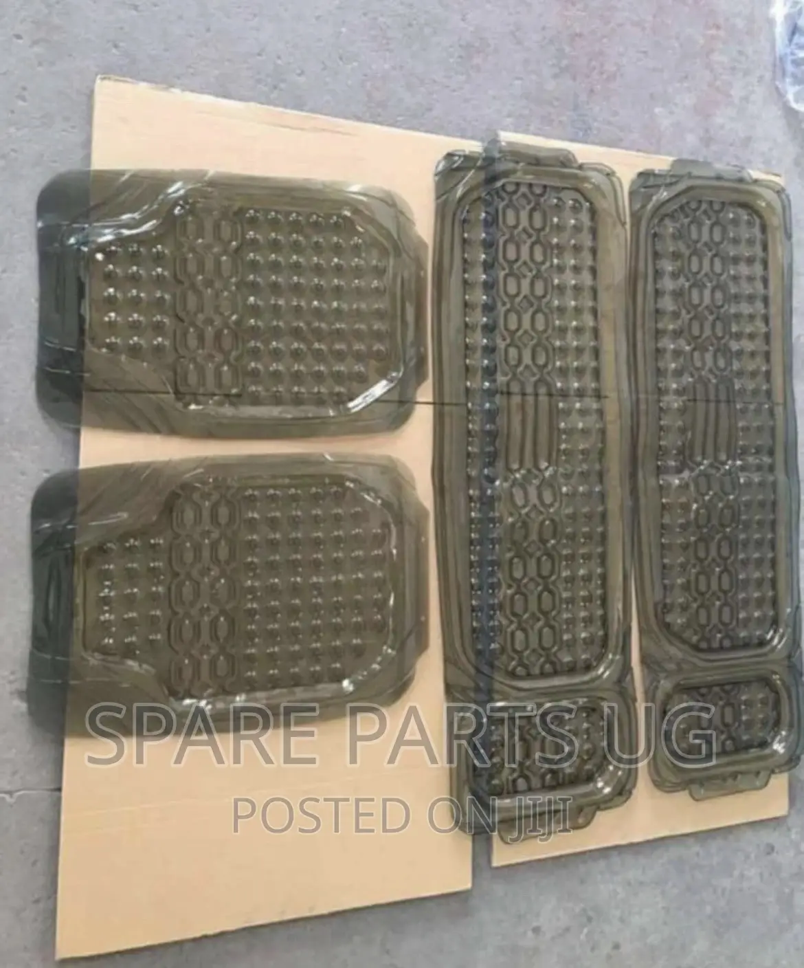 Transparent 7 Seater Car Floor Carpets in Central Division Vehicle