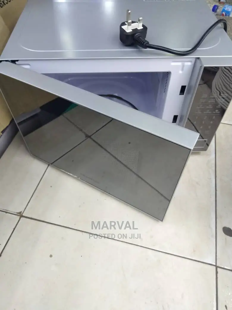 20L Microwave Hisense