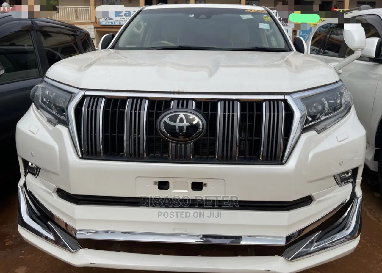 Toyota Land Cruiser Prado 2.8 2017 White