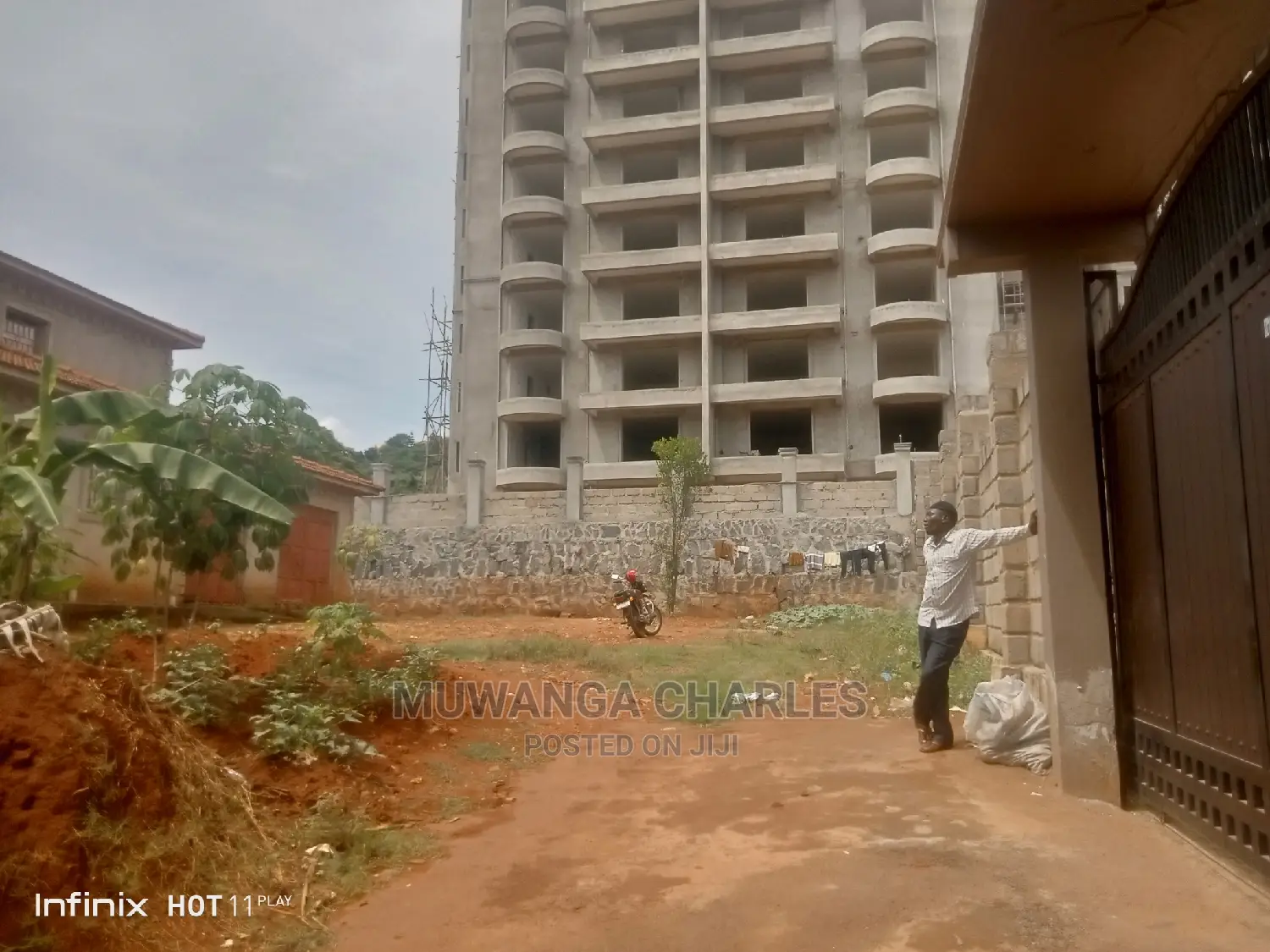 5bdrm Duplex in Fs Properties Ltd, Central Division for sale