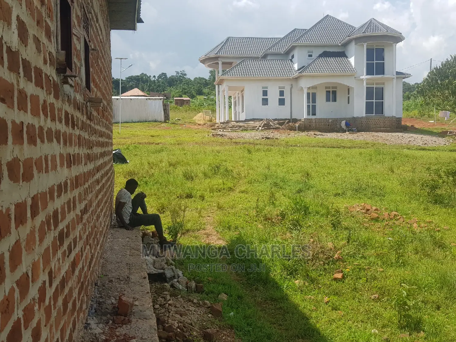 Plot's in Buwate for Sale