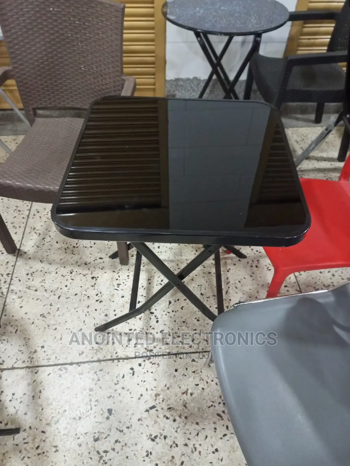 Foldable Reading GLS Table