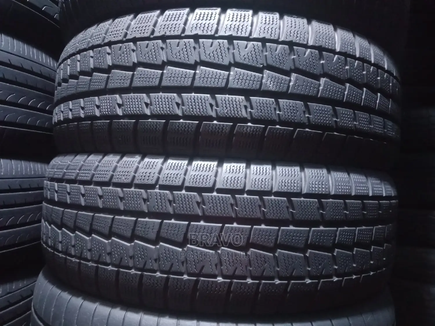 215/60r16 DUNLOP Good Condition