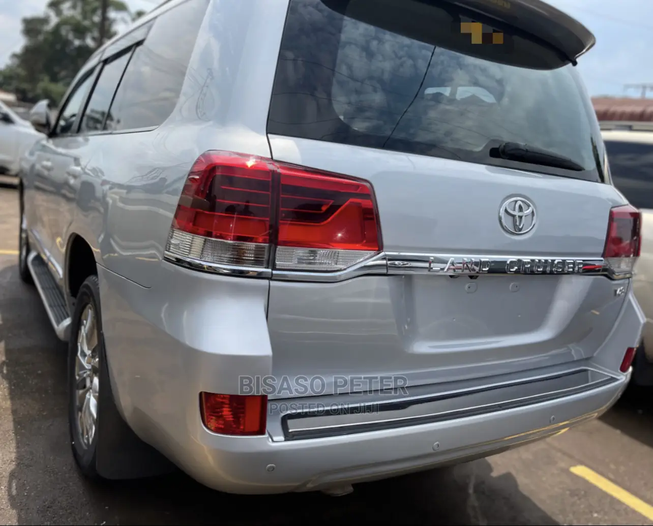 Toyota Land Cruiser 4.5 V8 TD 2018 Silver