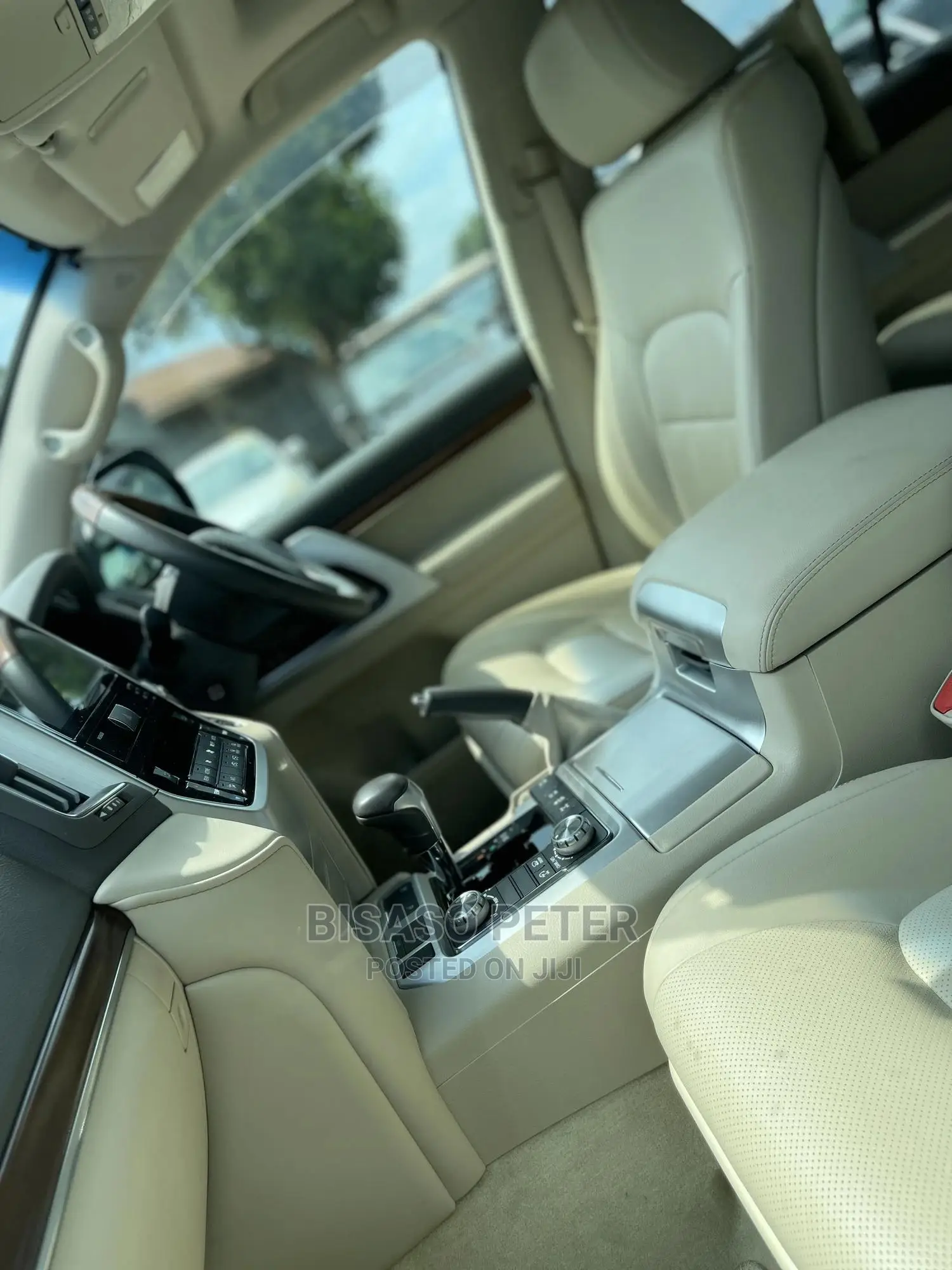 Toyota Land Cruiser 4.5 V8 TD 2018 Gold
