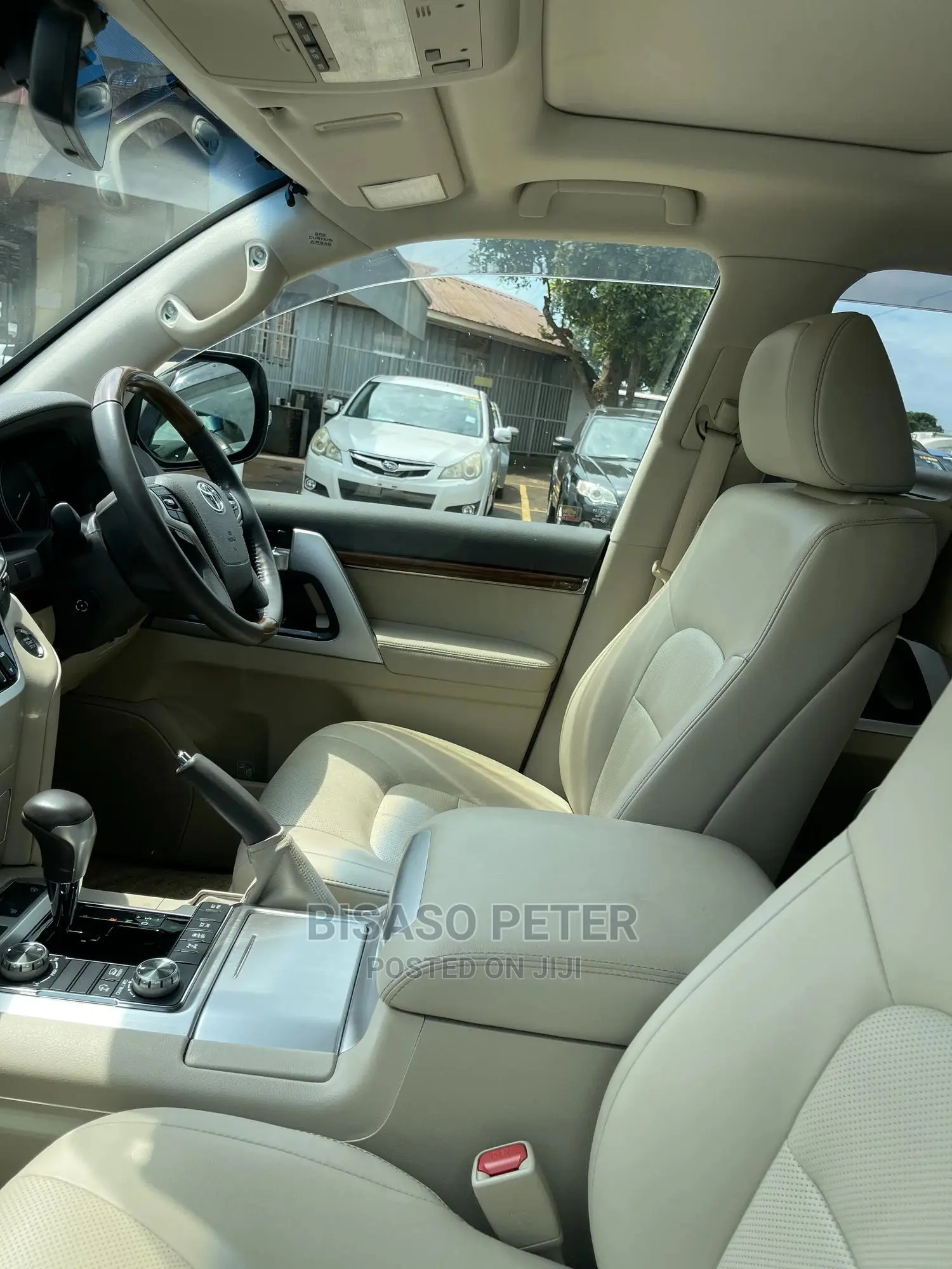 Toyota Land Cruiser 4.5 V8 TD 2018 Gold