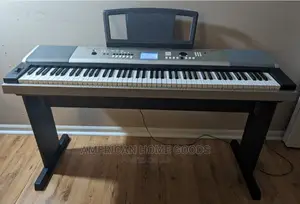 Yamaha Ypg-535 Professional Keyboard/Piano With Full 88 Keys