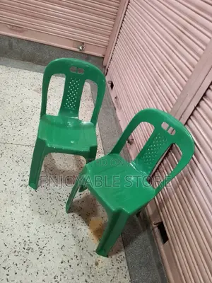 Plastic Chairs Armless