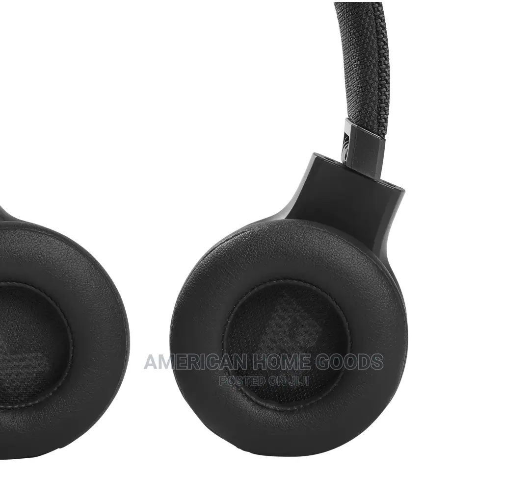 JBL Live 460nc Wireless Noice Canceling Headphones.