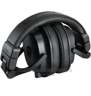 Sterling Audio S400 Studio Headphones 40mm Drivers.