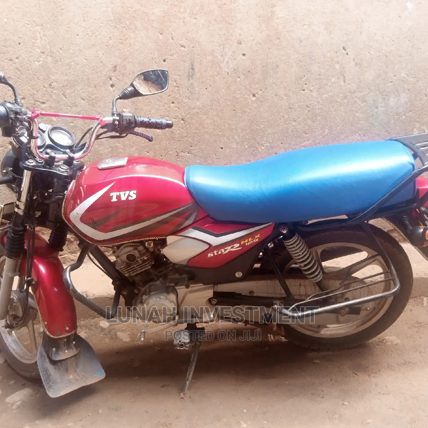 TVS HLX 125 2022 Red