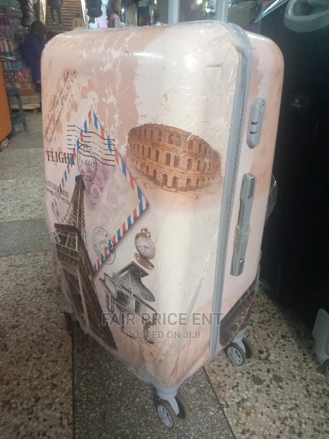 VIP Plastic Executive Suitcases.Extra Large.(Gold)