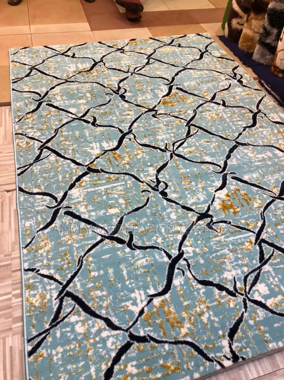 Woollen Center Rugs