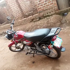 TVS HLX 125 2022 Brown