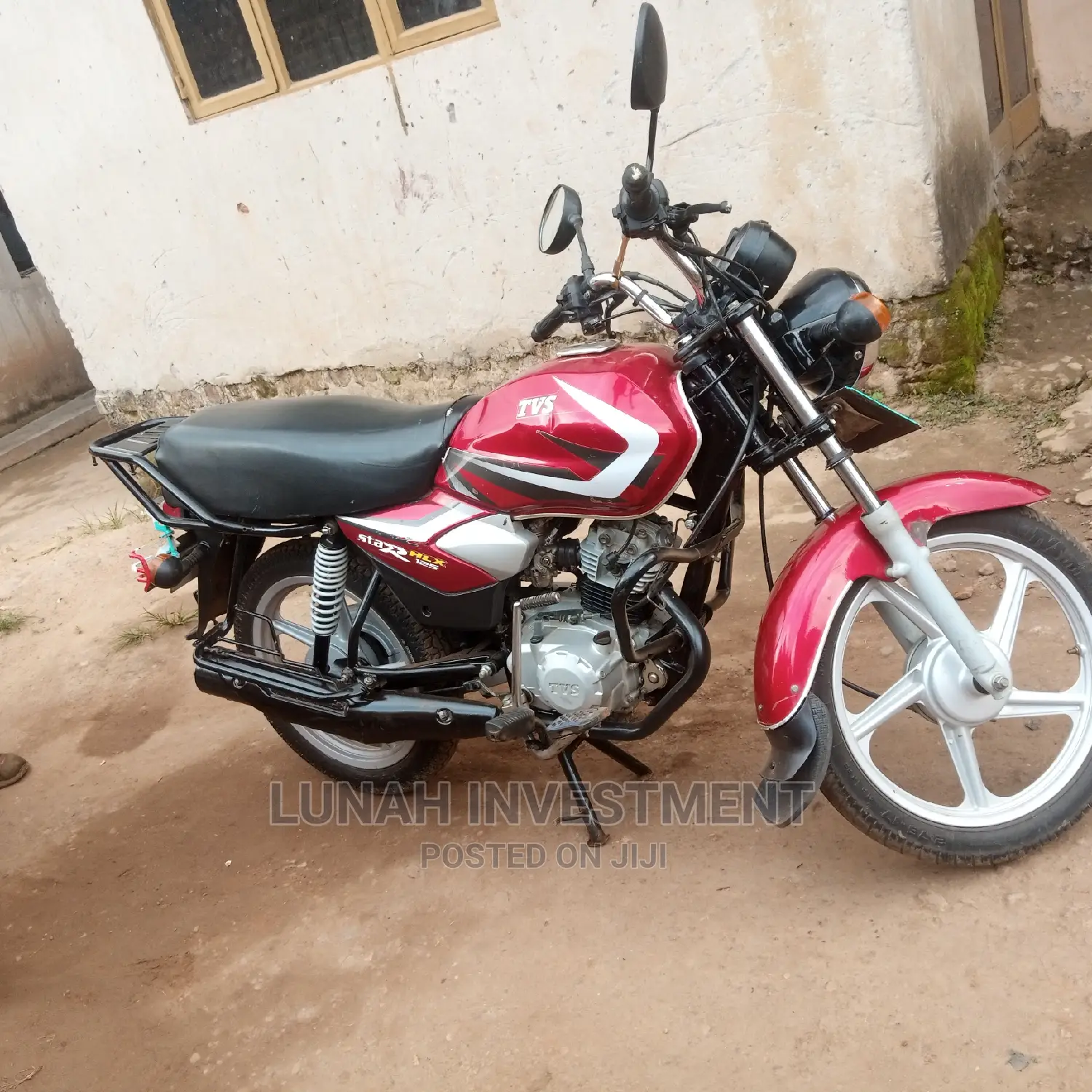 TVS HLX 125 2022 Brown