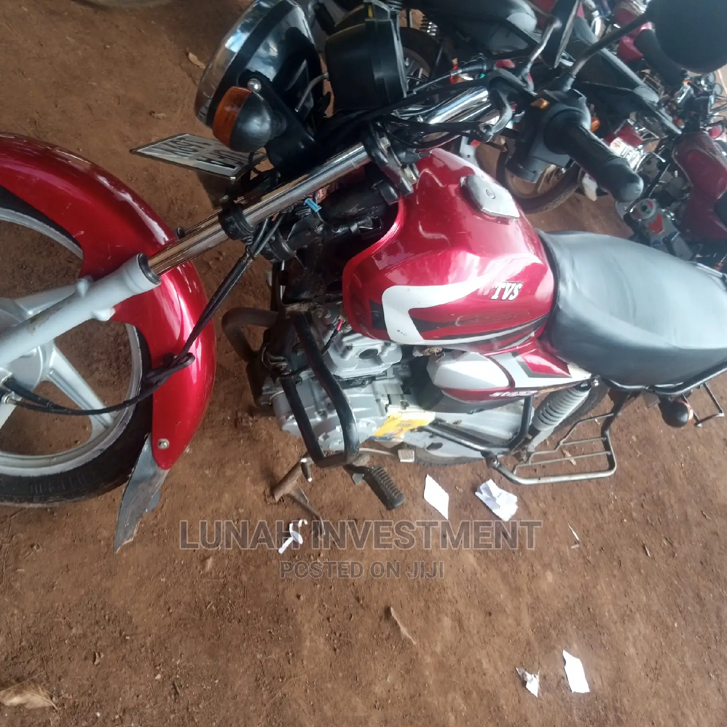 TVS HLX 125 2021 Brown