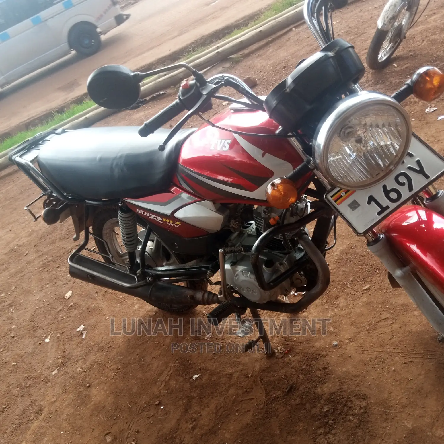 TVS HLX 125 2021 Brown