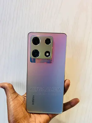 Infinix Note 30 Pro 256 GB Gold