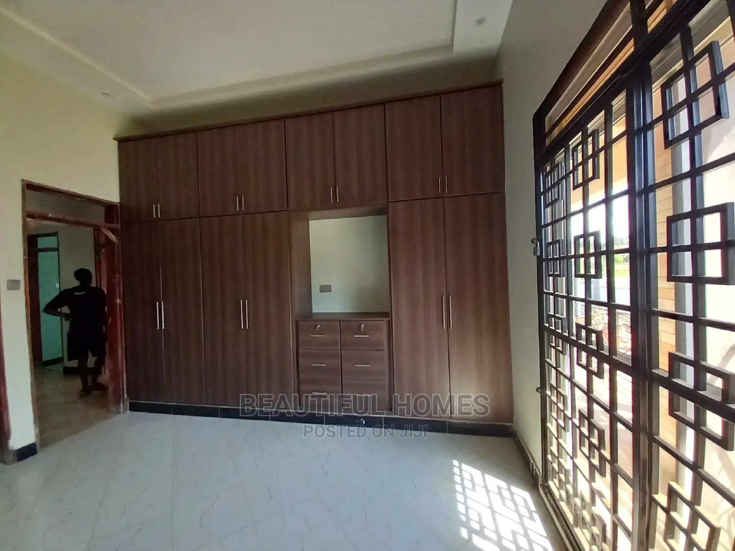 Furnished 4bdrm House in Kira, Central Division for sale