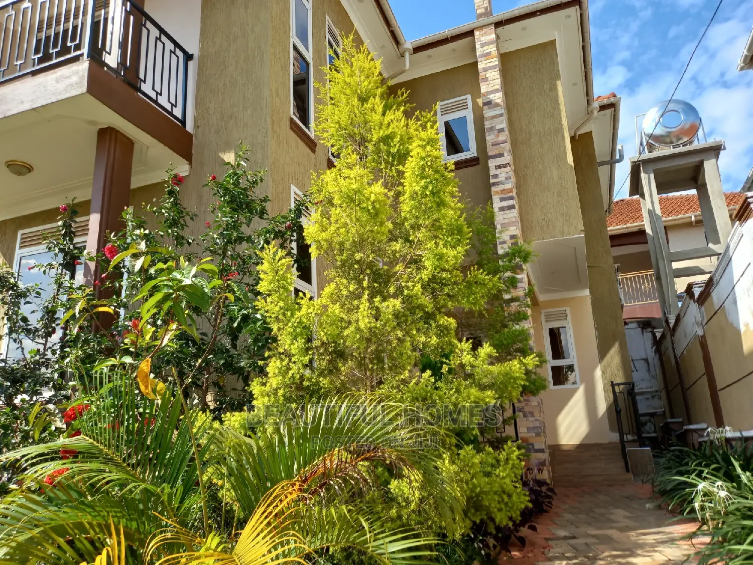 Furnished 4bdrm House in Kira Corporate for sale