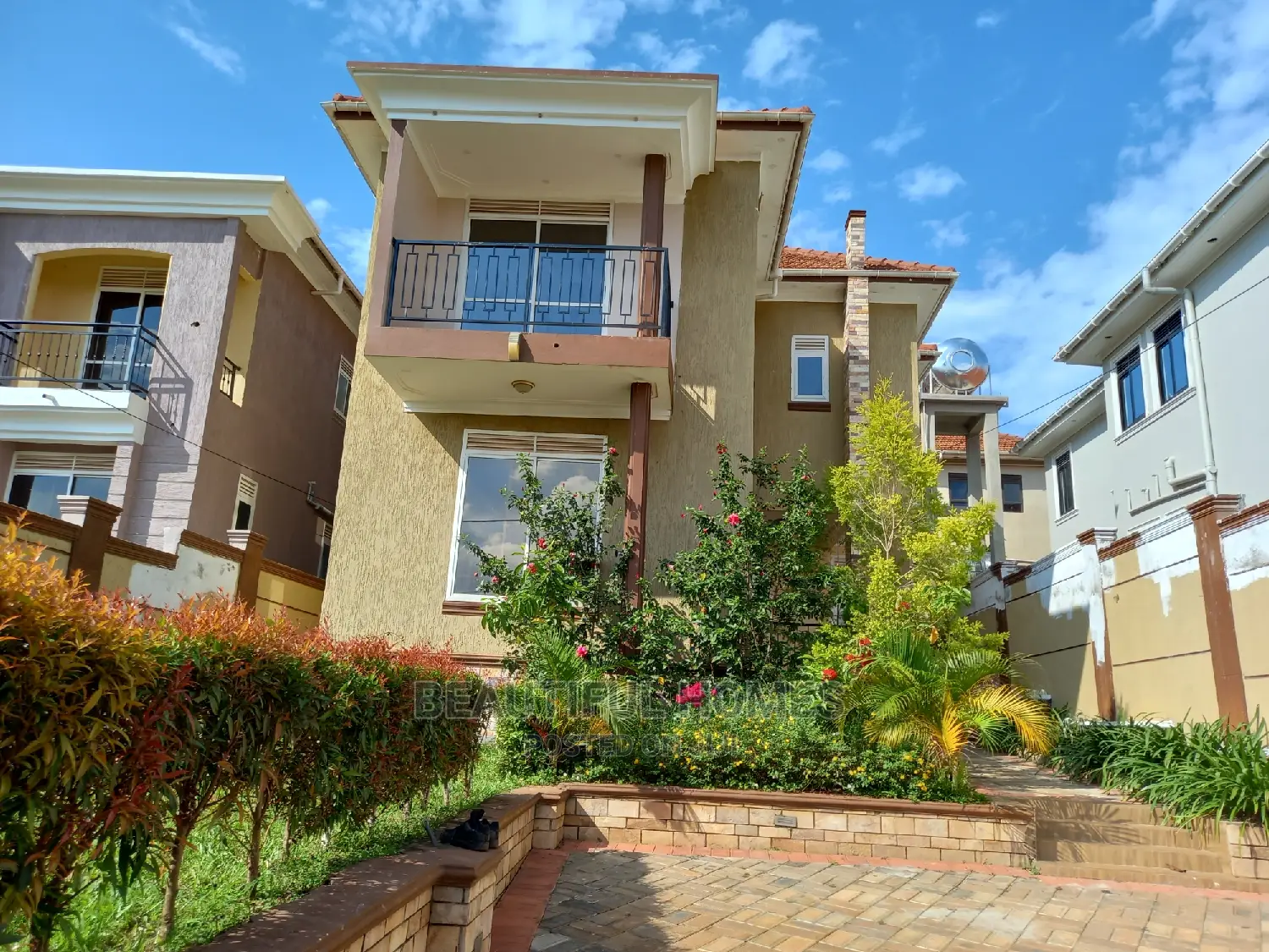 Furnished 4bdrm House in Kira Corporate for sale