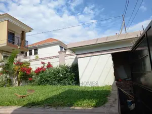 Furnished 4bdrm Duplex in Kira for sale